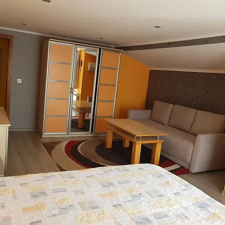 Ianis Paradise Къща за гости Несебър