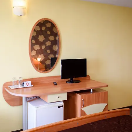 Ianis Paradise Несебър