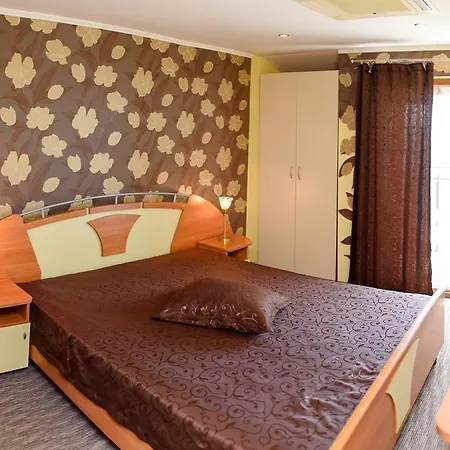 Ianis Paradise Къща за гости Несебър