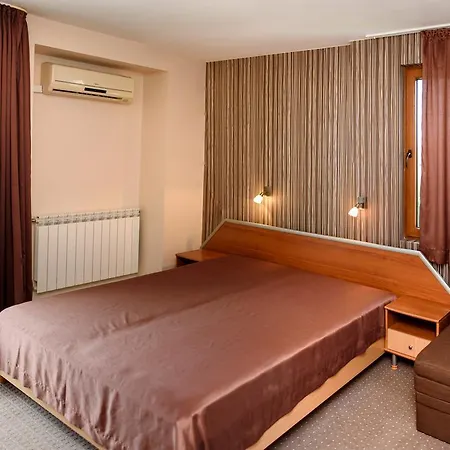 Pensión Ianis Paradise Nesebar