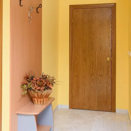 Ianis Paradise Pensión Nesebar